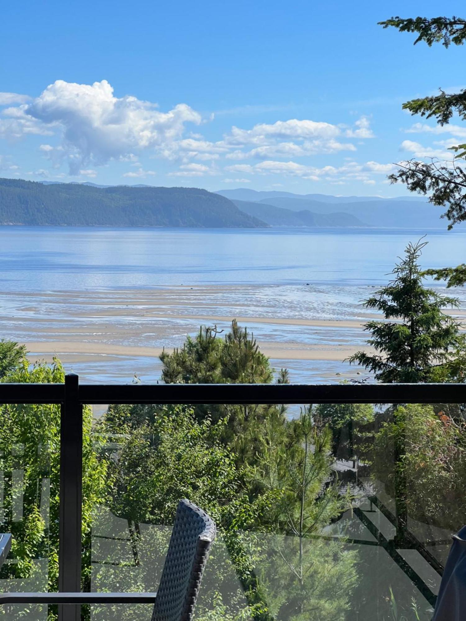 Magical Loft : Breathtaking View & Cozy Fireplace Chicoutimi Dış mekan fotoğraf