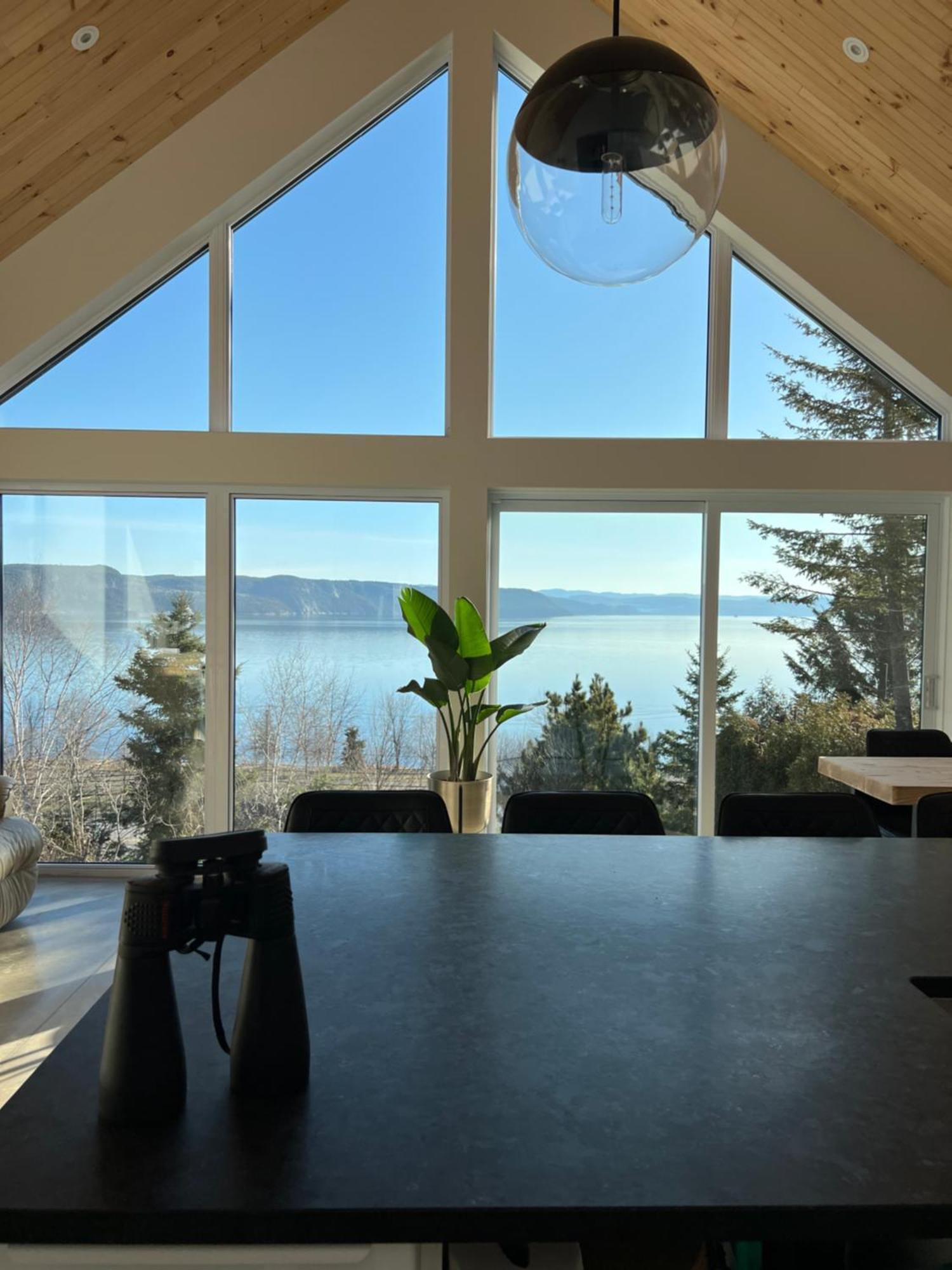 Magical Loft : Breathtaking View & Cozy Fireplace Chicoutimi Dış mekan fotoğraf